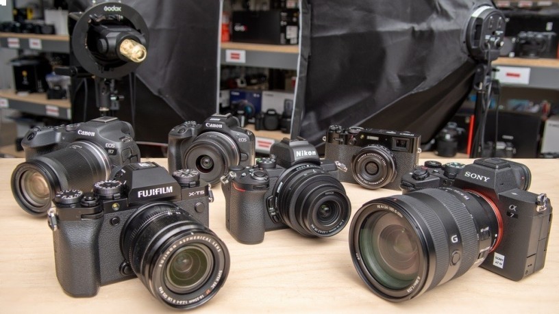 wwwphotvpccom-nuevos-videocamaras-camaras-lentes-optica-vigilancia-drones-iluminacion-y-estudio-equipos-audiovisuales-de-produccion-big-1