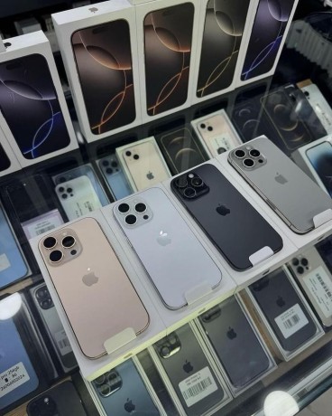 apple-iphone-16-pro-max-iphone-16-pro-iphone-16-iphone-16-plus-iphone-15-pro-max-15-pro-samsung-galaxy-s25-ultra-sony-playstation-ps5-pro-big-4